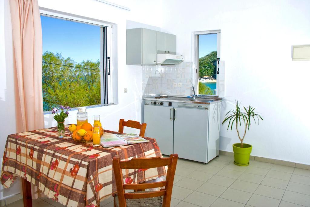 Garifalo Apartments 칼리베스 외부 사진